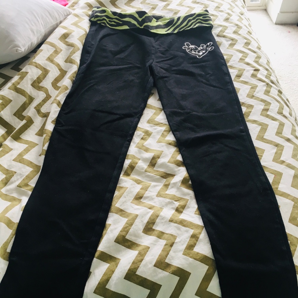 Girls black yoga leggings